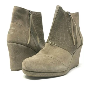 TOMS Beige Suede Leather Wedge Ankle Booties 300515 Womens Size 7.5 - Picture 1 of 7