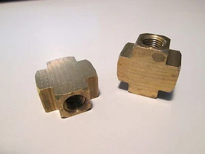 Parker 2205P-2 Pipe Cross 1/8" NPT Female Brass 1 Each - Picture 1 of 1