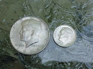 90% Silver US Coins. 60 CENTS face value. Your Coins Are Nice Like These. - Picture 1 of 2