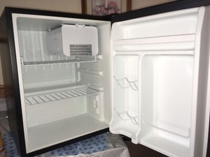 Whirlpool 2.7 cu ft Mini Refrigerator Compact Freezer Stainless Steel Wh27S1E