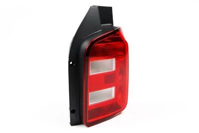 Luz trasera lado derecho para furgoneta Volkswagen Transporter T6 2016-2022. Foto 1 de 4