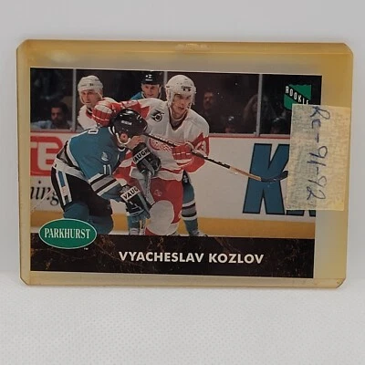 1991-92 PARKHURST VYACHESLAV KOZLOV ROOKIE CARD #266 - Image 1 of 4