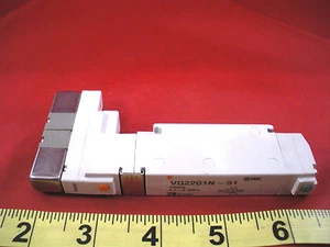 Electroválvula neumática SMC VQ2201N-51 VQ2201N51 Prensa 0.1-0.7MPa Nueva Nnb - Imagen 1 de 4
