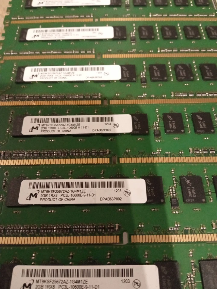 RAM DIMM DDR3 1x2GO  PC3-10600UE-9-11-D1 MT9KSF25672AZ-1G4M1ZE server - Photo 1/1