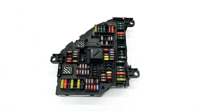 BMW 535i 550i GT F07 UNIDAD MÓDULO CAJA FUSIBLES DISTRIBUCIÓN ENERGÍA TRASERA OEM 2010-17 ✔️ Foto 1 de 4