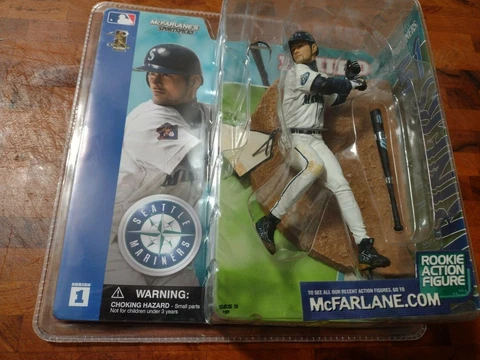 McFARLAND BASEBALL ICHIRO FIGURE W/ SUNGLASS VARIANT [ black lens, not gold ] Cover