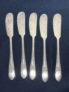 Vintage WM Rogers IS Beloved Butter Knives 1940 Eagle Star Lot Of 5 - Picture 1 of 5