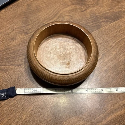 Cuenco de madera japonés vintage hecho a mano con diseño decorativo Foto 1 de 3