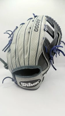 Luva de beisebol Wilson A2000 Vanderbilt jogador emitida - Imagem 1 de 4
