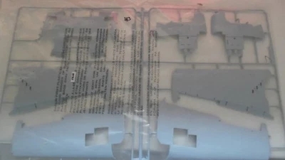 Airfix  No. A19004 1:24 Grumman F6F-5 Hellcat Einzelteile - Bild 1 von 3