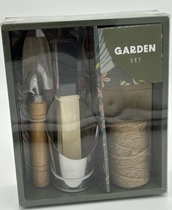 Garden Gift Set - Shovel, Bucket, Twine, Stakes, Seed Envelopes NIB - Picture 1 of 2