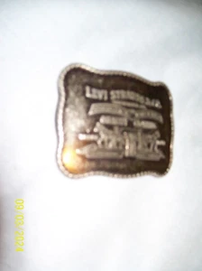 LEVI'S JEANS SILBER GÜRTELSCHNALLE - Bild 1 von 3