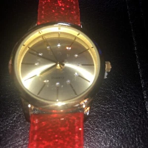 AVON RED SEQUIN STYLE BAND QUARTZ Watch - Picture 1 of 8