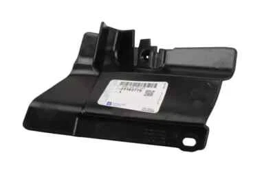 2015-2019 GMC SIERRA 3500 HD FR RH INTAKE AIR SPLASH SHIELD NEW OEM 23163775 - Image 1 of 2