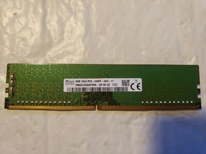 SKHynix - HMA81GU6AFR8N - 8GB - Desktop Memory RAM 2400T - Picture 1 of 3