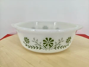 GLASBAKE 1 1/2 QT casserole J2600 Milk White avocado Green DAISY Graphics D73 - Bild 1 von 6