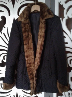 Imbottito trapuntato nero con pelliccia ecologica marrone Elle Class  tg. 42 - Imagen 1 de 4