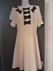 PEARL LOWE PEACOCKS SIZE 8 CREAM & BLACK LACE BOW DETAIL 1940S STYLE RARE DRESS