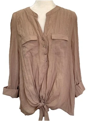 Blusa Cocomo Popover Corbata Frontal Mujer 2X Beige Tostado Mangas 3/4 Pintuck Plisada Foto 1 de 4