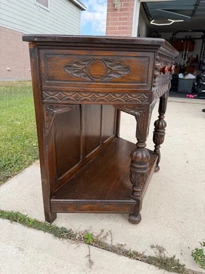 Mesa auxiliar vintage de roble renacimiento jacobeo de Empire Mfg Co Rockford IL c.1925-1935 Foto 1 de 3