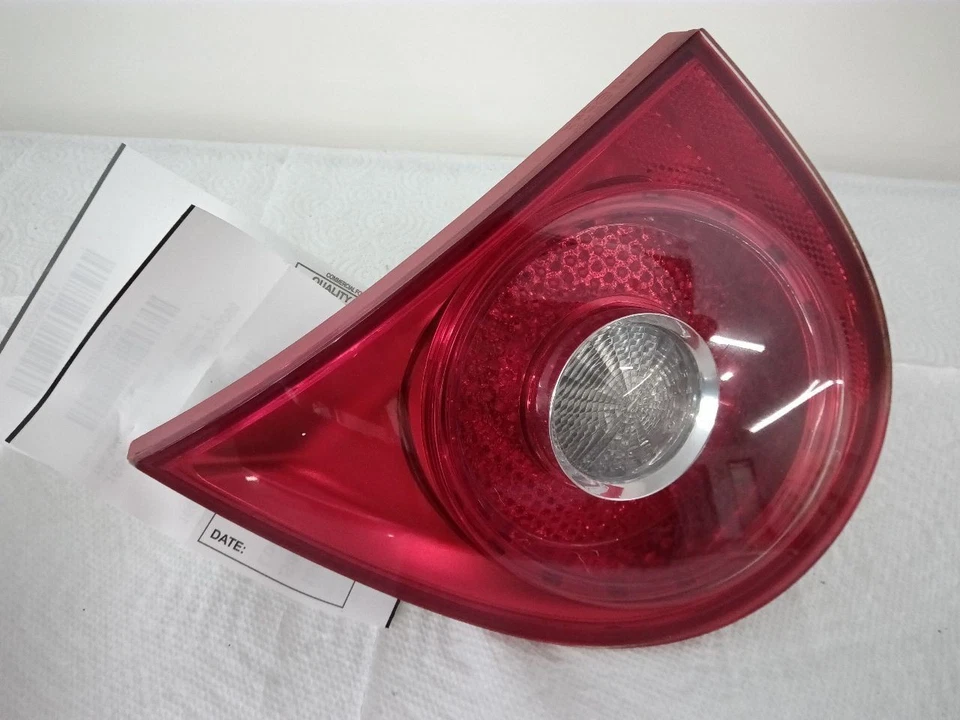 Luz trasera de pasajero VW Golf VIN K octavo dígito lámpara montada interior 2006 2007-2009 Foto 1 de 4