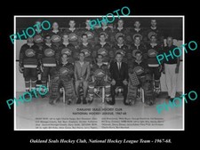 OLD POSTCARD SIZE PHOTO OF THE 1967 OAKLAND SEALS ICE HOCKEY NHL TEAM