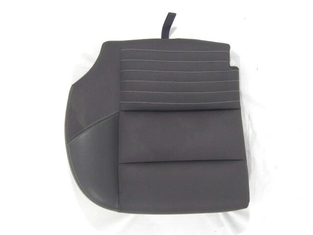 8650896 Einzelner Sitz Hintere Sitze Rechte Seite Volvo V50 2.0 100KW 5P D 6M Foto 1 de 1