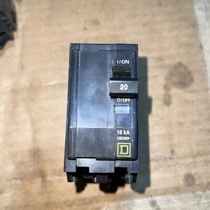 Interruptor Square D QO220 20 amp 2 polos 240v - Imagen 1 de 3