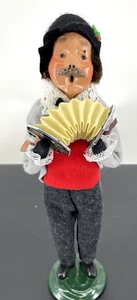 Byer Choice Christmas Caroler Man with Accordian Excellent Condition Vintage1991 - Picture 1 of 8
