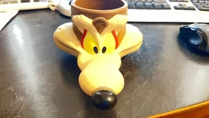 Taza de cerámica Looney Tunes Wile E. Coyote Wiley Head personaje 3D de colección 1989 WB - Imagen 1 de 5