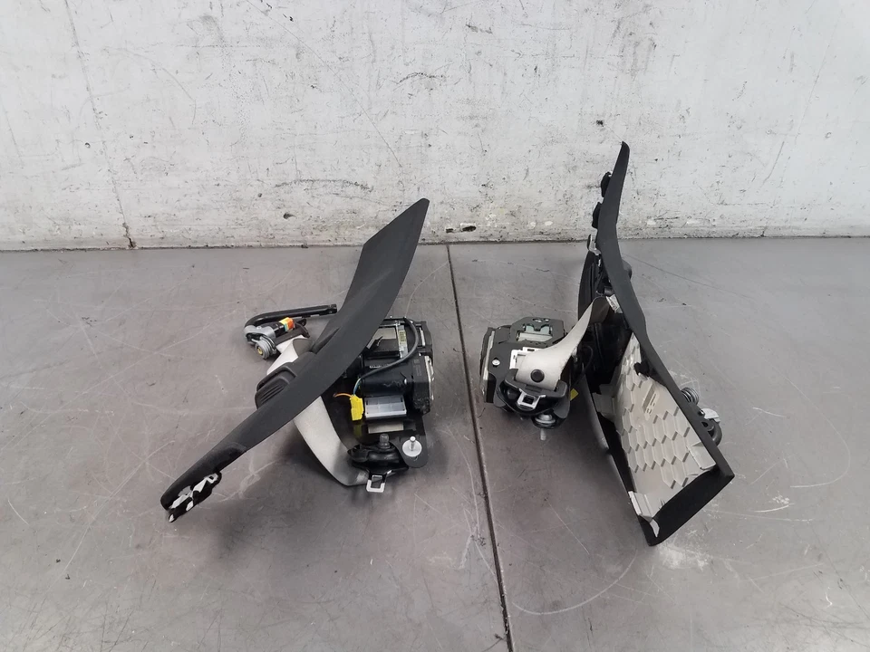 Juego de cinturón de seguridad Mercedes AMG C 63 S 2016 #6708 S4 Foto 1 de 4