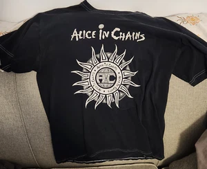 Vintage Alice in Chains 2006 Tribal Sun White Stitched Black T-Shirt LG Clean - Picture 1 of 2