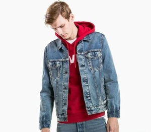 Levi's Premium Denim Red Tab Trucker Jacket 72334-0302 Size XL~NWT $98 - Picture 1 of 2