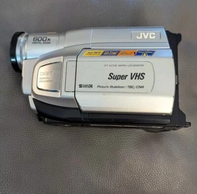 JVC Compact VHS Camcorder GR-SXM750U 600 X Digital Zoom+Tapes No Cord No Battery - Image 1 of 4