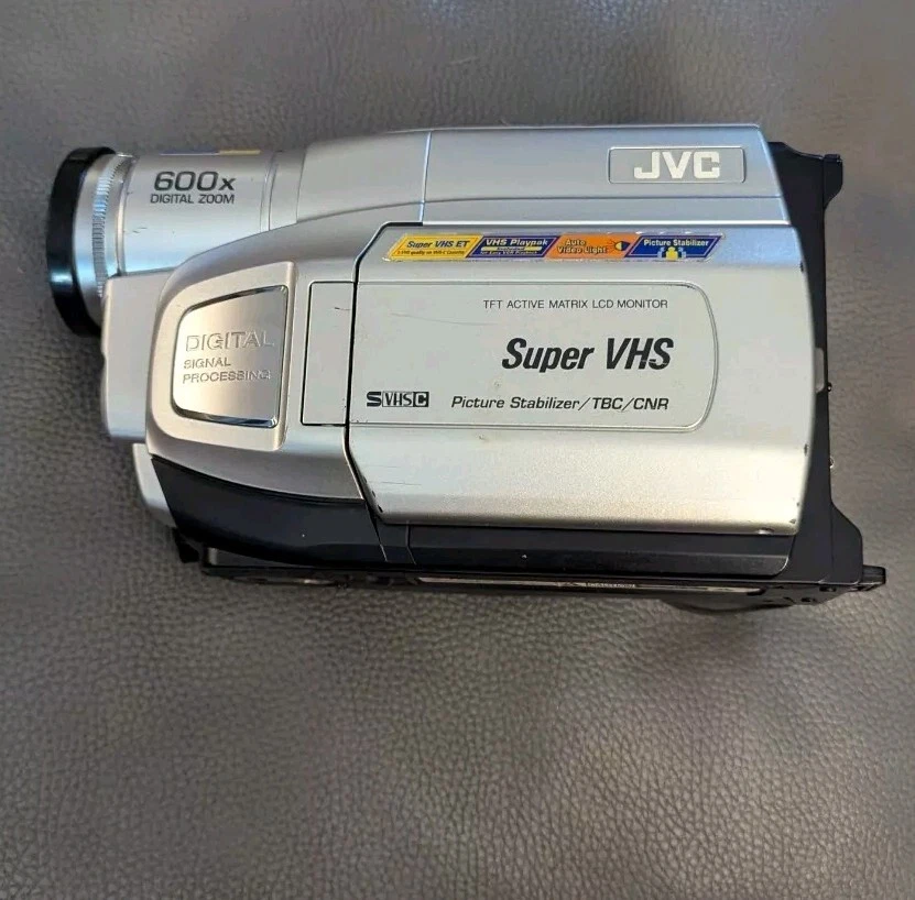 JVC Compact VHS Camcorder GR-SXM750U 600 X Digital Zoom+Tapes No Cord No Battery - Image 1 of 4