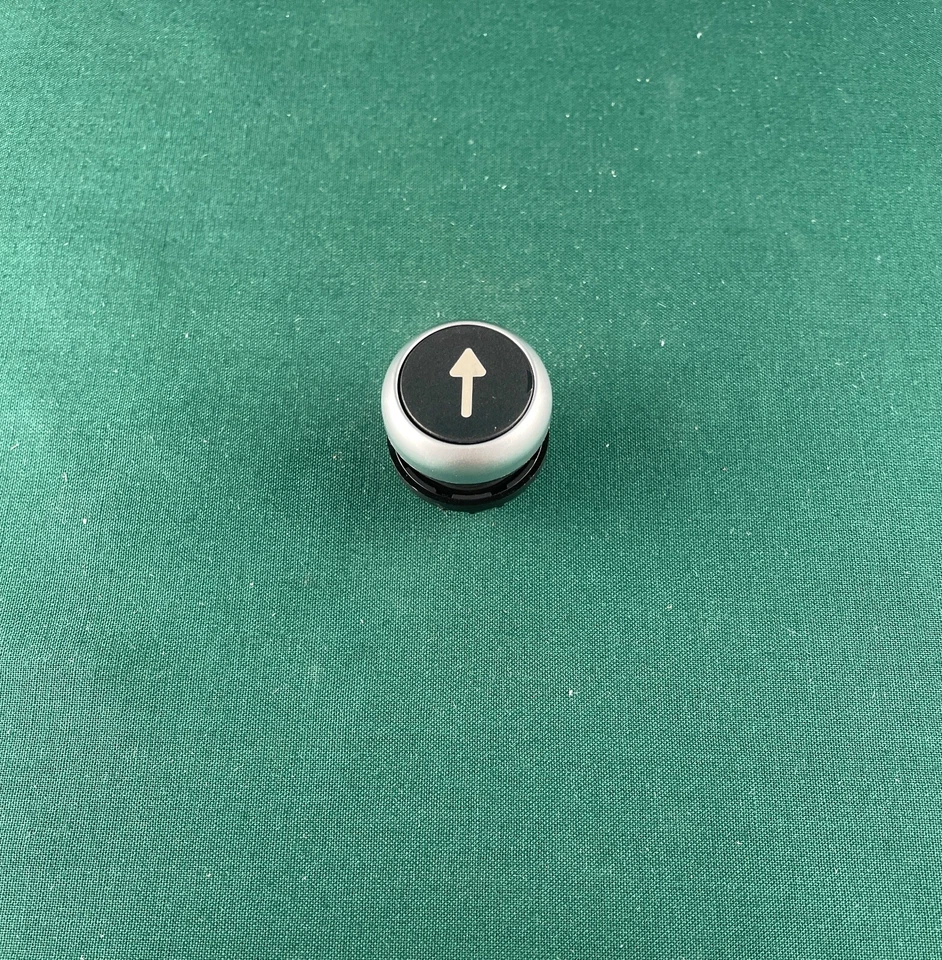 Eaton/Moeller RMQ-Titan Drucktaste schwarz, Pfeil M22-D-S-X7