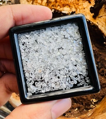 Lote de diamantes sueltos naturales de 5,00 quilates pequeña rebanada caja de diamantes blancos en bruto Foto 1 de 4