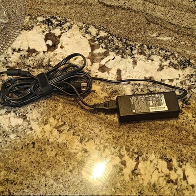 Genuine HP 90W AC Adapter PPP012L-E Laptop Charger 19V 4.74A OEM Power Supply - Image 1 of 4