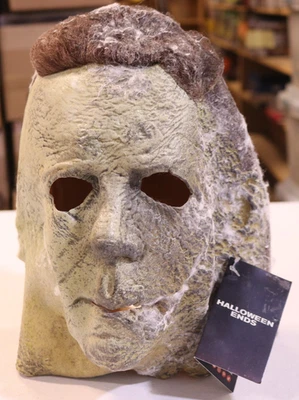Trick or Treat Studio Halloween Ends Movie Michael Myers Latex Mask    (111502) - Image 1 of 4