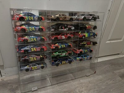 18 alcancías y coleccionables de coche nascar fundido a presión escala 1:24 de principios de los 90. $25ea Foto 1 de 4