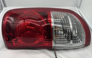 Eagle Eyes Driver Side Rear Tail Light Assembly Fits 2005-2006 Toyota Tundra - Picture 1 of 5