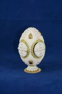 Vintage 4.25" Hand Decorated EGG Small bouquet Inside Pink Gold Bling w Base - Picture 1 of 12
