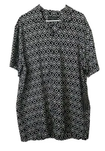 Shaquille O’Neal Size XLT Grey Black Short Sleeve Button Front Geometric Shirt - Picture 1 of 3