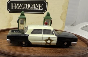 HAWTHORNE VILLAGE SQUAD CAR &  GAS PUMPS WELCOME TO MAYBERRY VILLAGE FIGURES - Picture 1 of 17