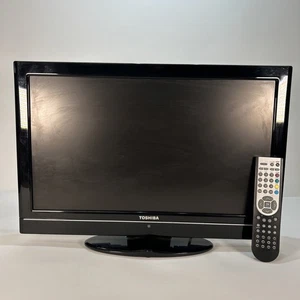 Toshiba 22DV501B 22" 768p HD LCD TV Freeview HDMI con telecomando, lettore DVD difettoso - Foto 1 di 11