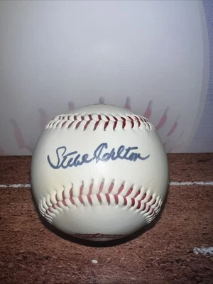 Steve Carlton Autographed Official National League Baseball Without COA - Image 1 of 4