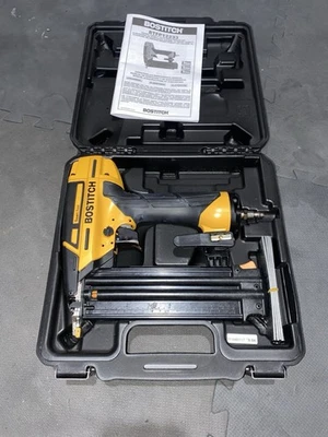 Bostitch Brad Nailer Smart Point 18 Gauge BTFP12233 With Case & 350+ Nails - Image 1 of 4