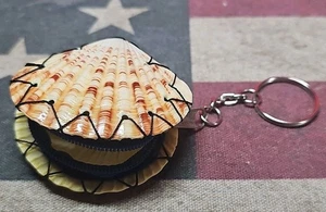 Handgefertigter Schlüsselanhänger Muschel Geldbörse - Bild 1 von 8