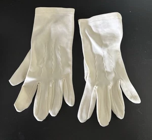 Wonderful Vintage Gloves White Size L - Picture 1 of 5