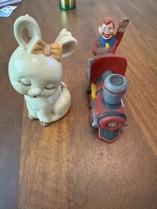 Vintage Howdy Doody Train Coin Bank + Ceramic Bunny Bank – Estate Lot - Picture 1 of 10